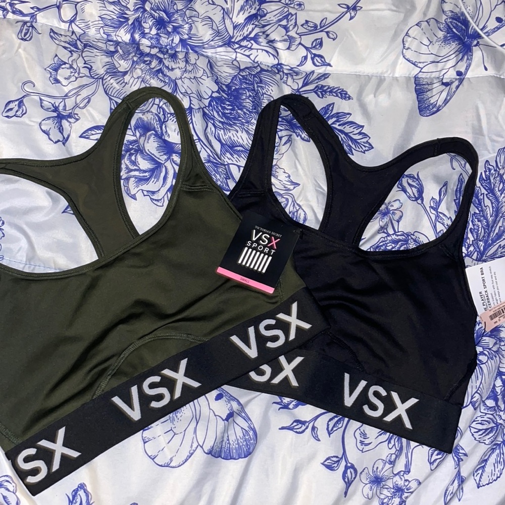 Sports bra